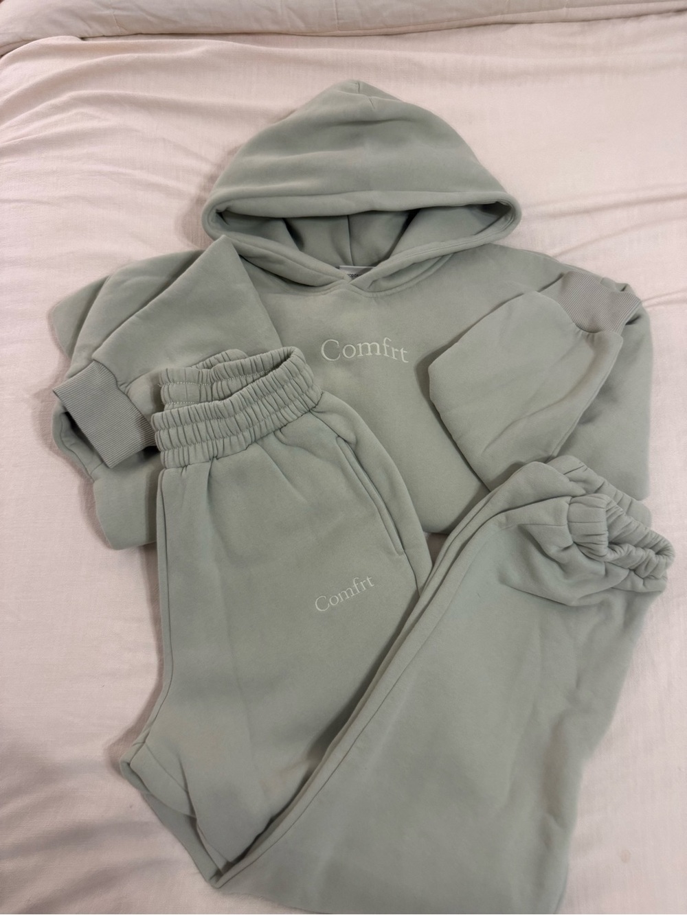 Comfrt Clothing “Green Tea” Signature Sage Matching Sweat Set Jogger Hoodie NWOT
